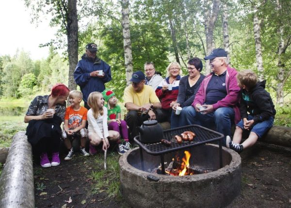 Byar i Lappland erbjuder också fritidsinvånare gemenskap och stödnätverk