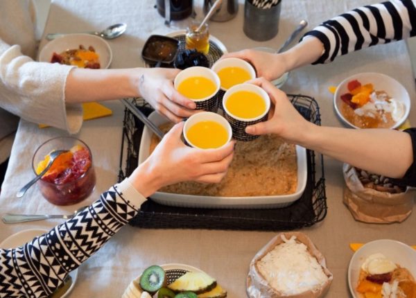 Finns hold world record in eating organic porridge