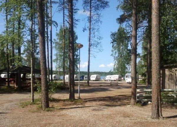 Nummijärvi Camping - majoitusvaihtoehtoja jokaisen makuun